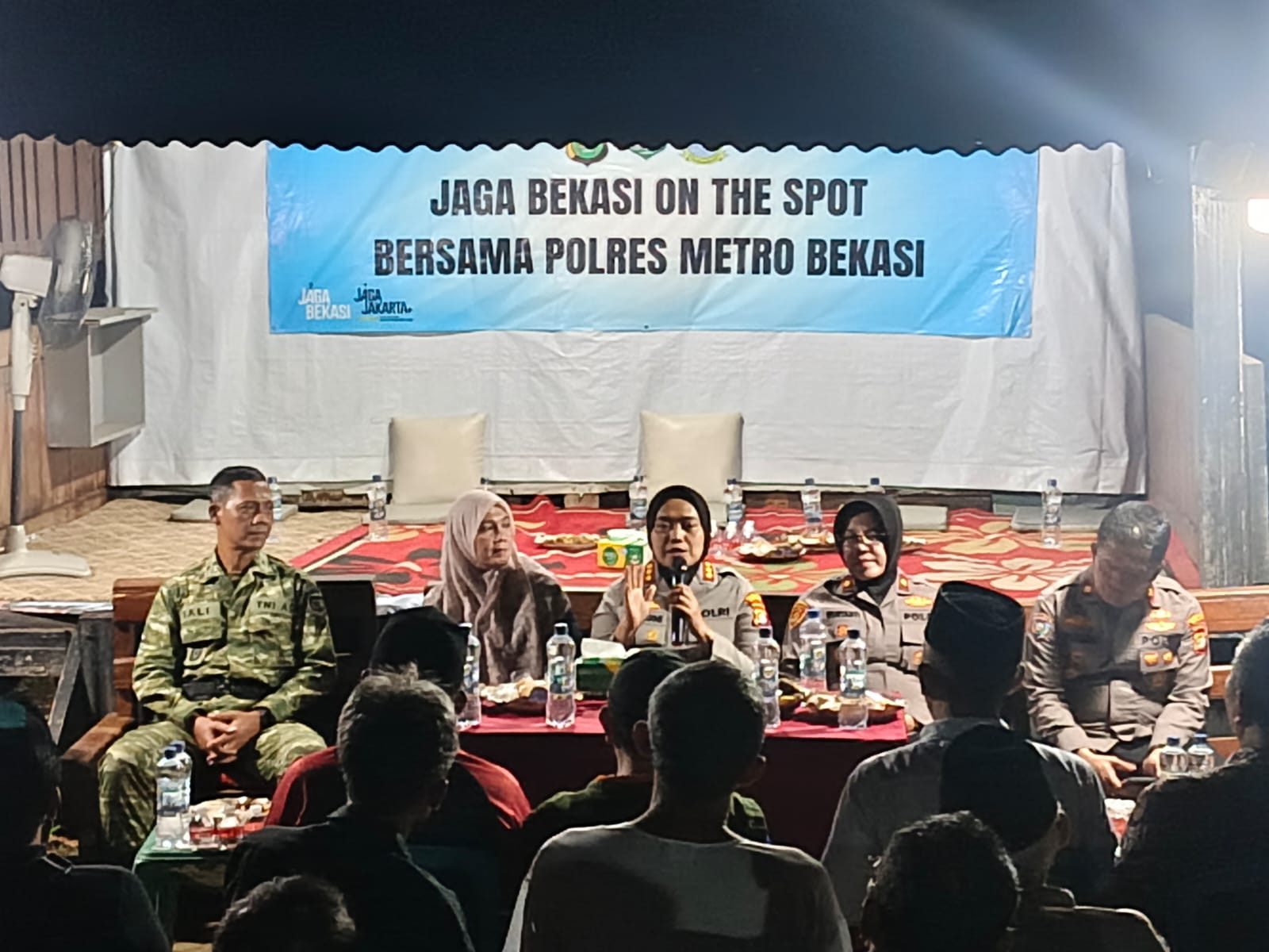 Kapolres Metro Bekasi Ajak Warga Aktif Jaga Lingkungan, Soroti Peran Orang Tua Cegah Gangguan Kamtibmas