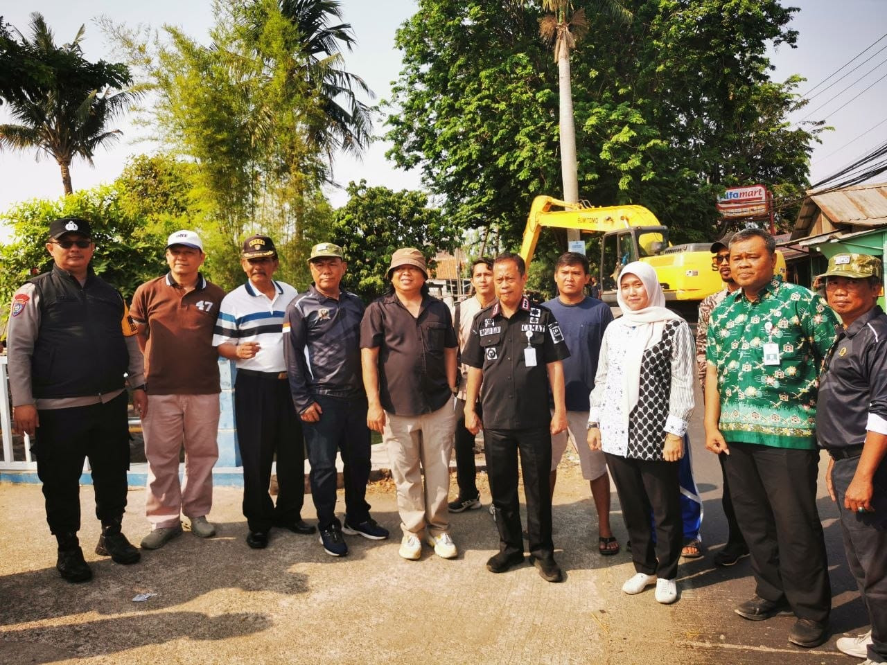 Antisipasi Banjir, Kolaborasi BPD, Pemerintah Tambun Selatan, Perumda Tirta Bhagasari dan UPTD SDABMBK Normalisasi Kalibaru