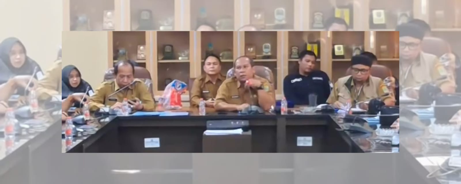 Serah Terima Jabatan Administrator di Sekretariat DPRD Karawang Dorong Penyegaran Organisasi dan Peningkatan Kinerja