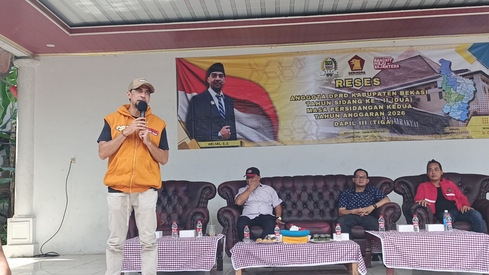 Gelar Reses, Helmi Soroti Defisit Anggaran: Warga Diminta Prioritaskan Usulan dalam Reses di Tambun Selatan