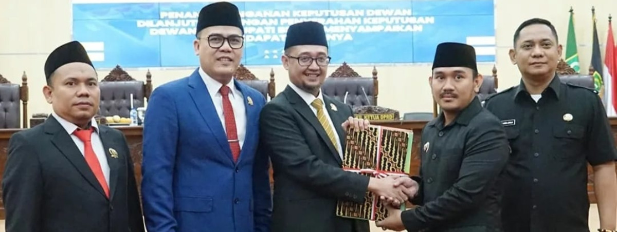Pemkab Bekasi Terima Rekomendasi DPRD atas LKPJ 2024, Bupati Ajak Semua Pihak Bersinergi Wujudkan Bekasi Maju